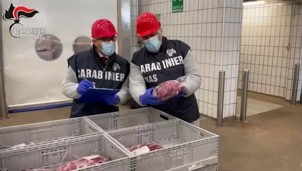 EUIPO призовава за борба с фалшивите храни и напитки в ЕС          